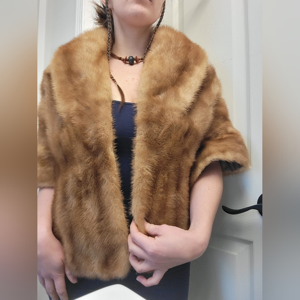 Vintage Dale Furs Mink Stole